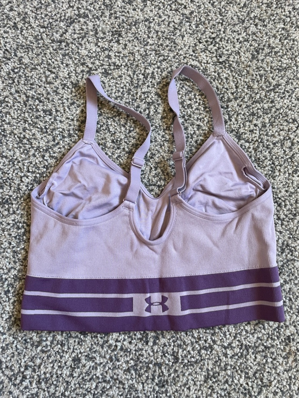 Under Armour Lavender and Deep Purple Seamless Sports Bra - Picture 2 of 3